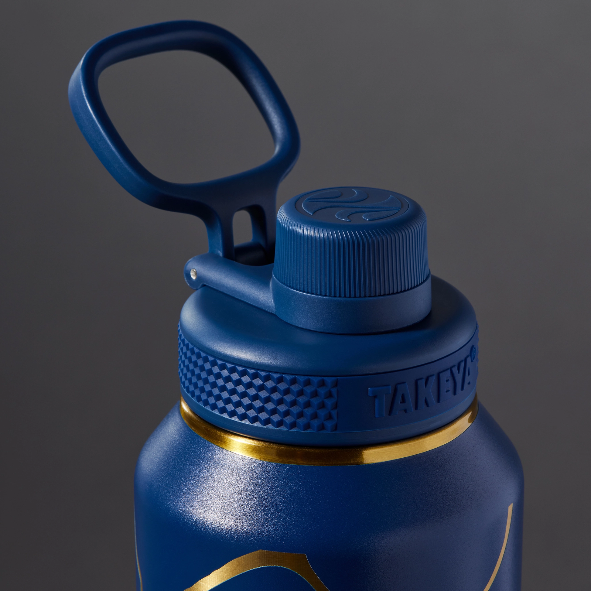 kintsugi-water-bottle-with-spout-lid-h5 51390-TK_HO25_Kintsugi_Takeya9266.png